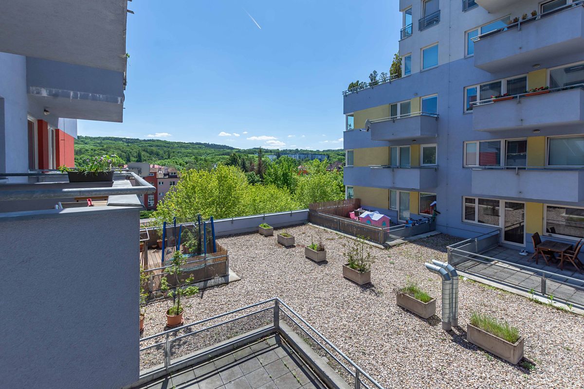 Pronájem bytu 2+kk 48 m²